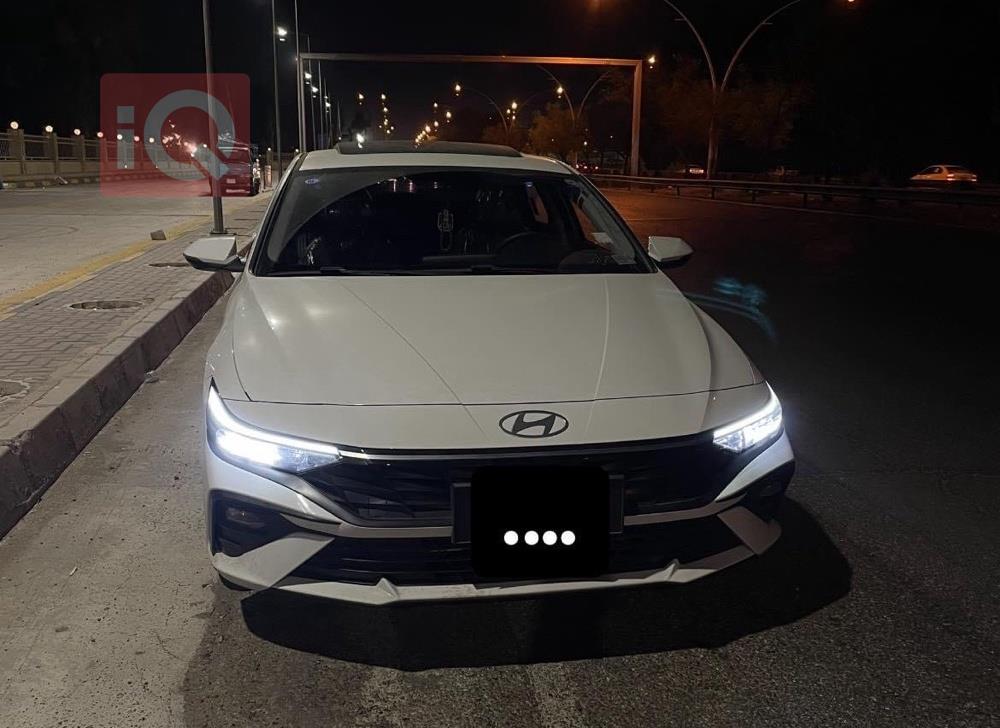 هیوندای ئەلەنترا